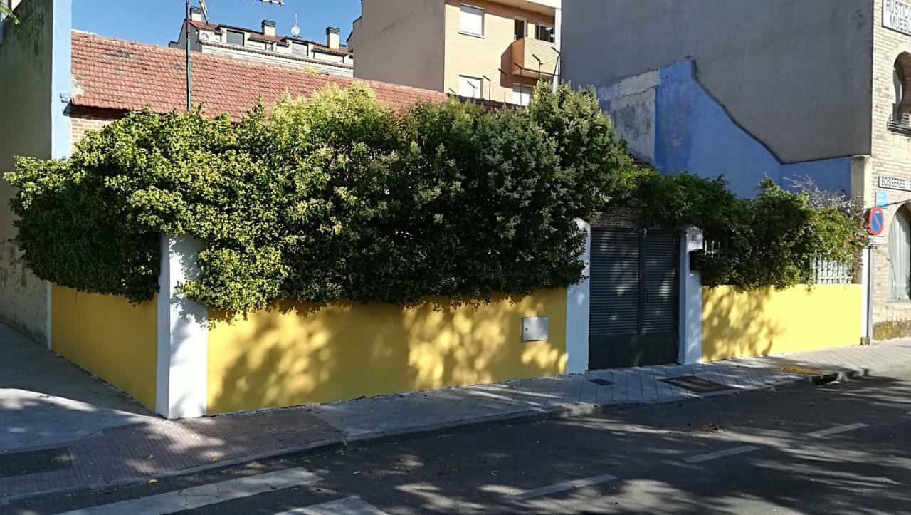 Villa "Luna De Segovia" Leganés Exteriör bild